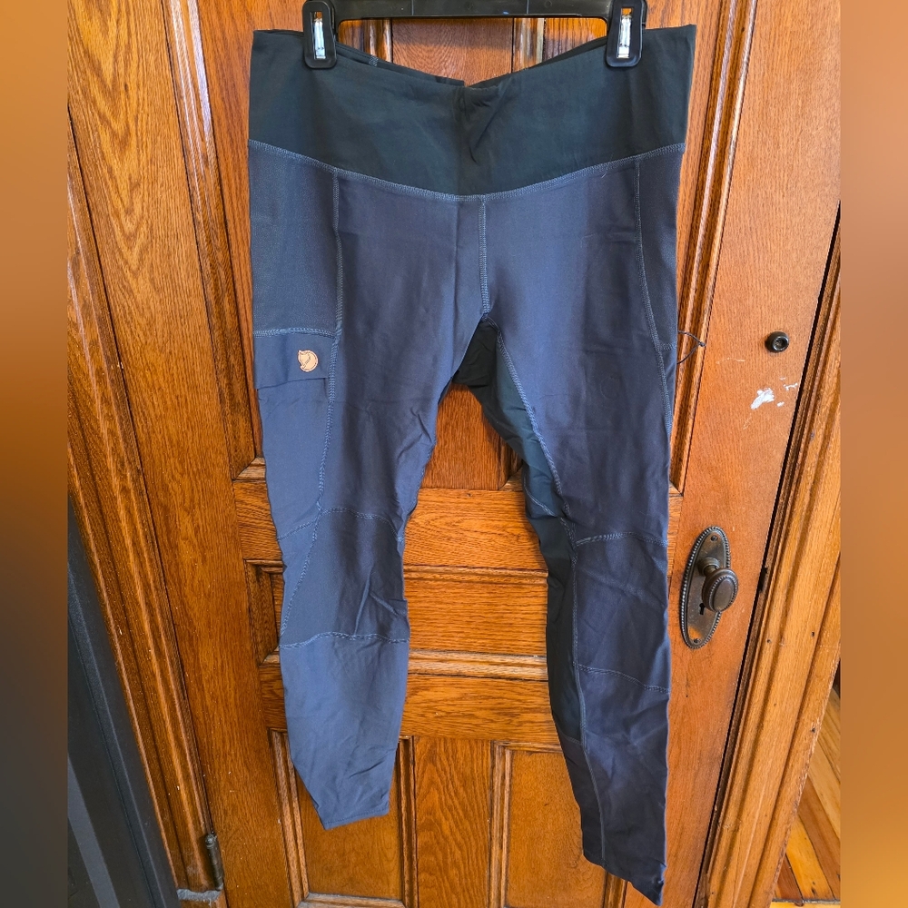 Fjallraven Abisko Trekking Tights- Navy. Size XL